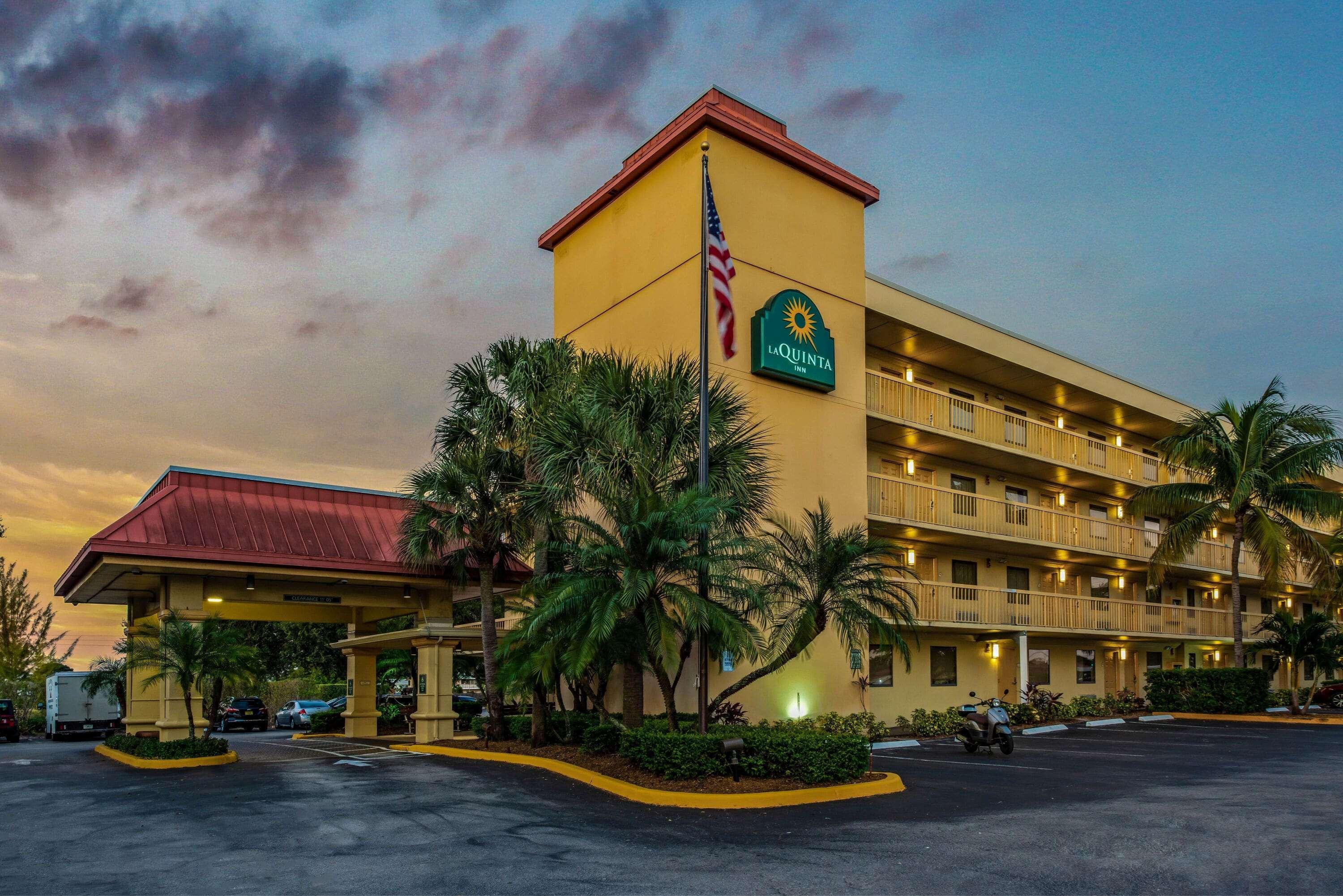 La Quinta Inn By Wyndham West Palm Beach - Florida Turnpike Εξωτερικό φωτογραφία